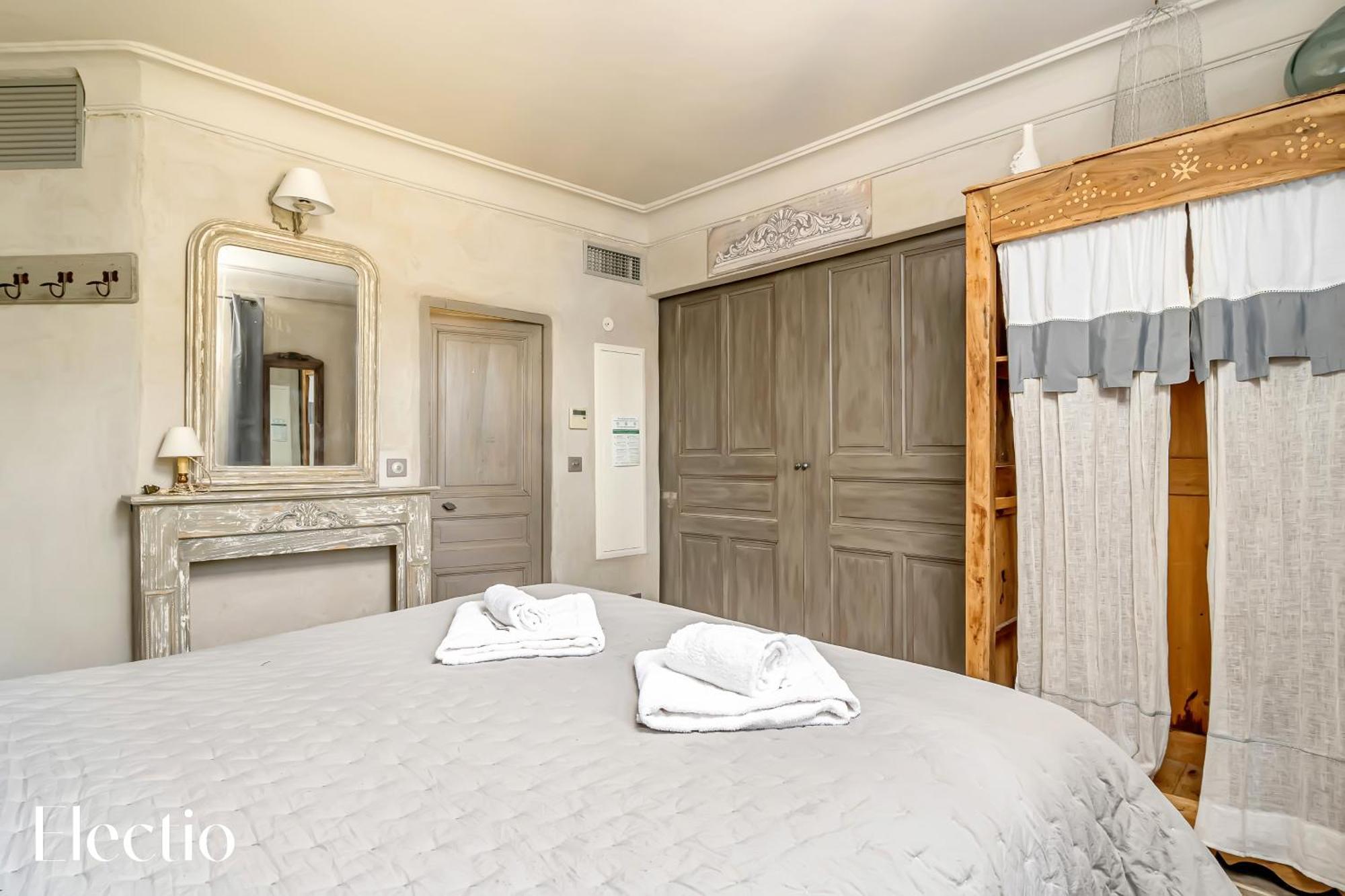 Residence Les Petitons Oppède Екстериор снимка
